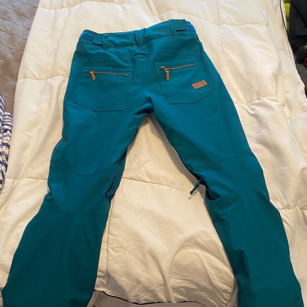 Roxy women’s snowboard pants
